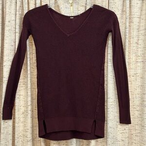 Lululemon The Sweater Life Heathered Bordeaux Drama